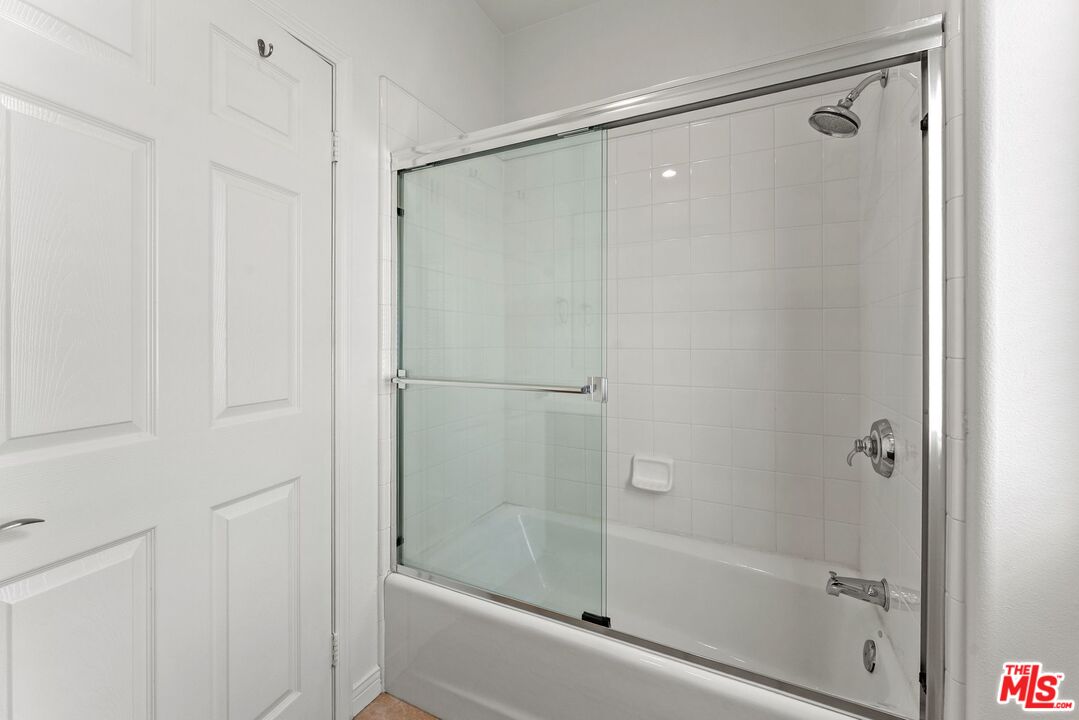 5738 Celedon Crk