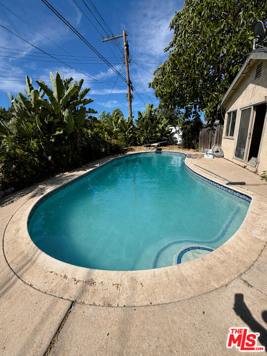 8811 Delano Dr