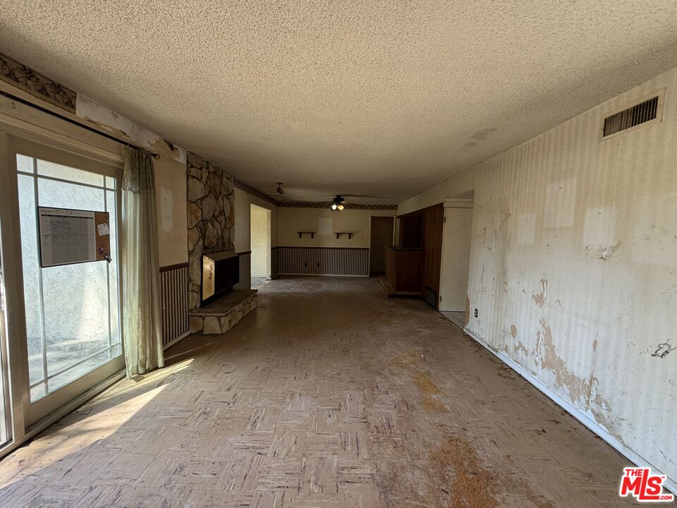 8811 Delano Dr