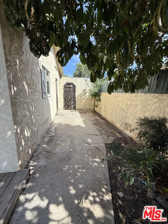 8811 Delano Dr