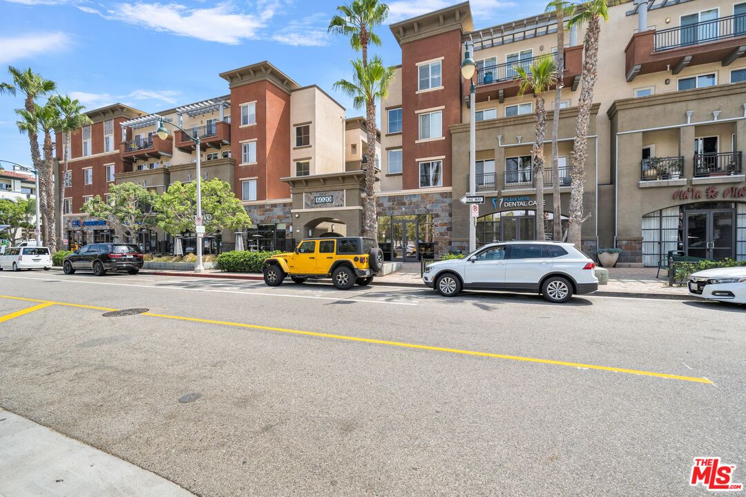 6020 Seabluff Dr Unit: 438