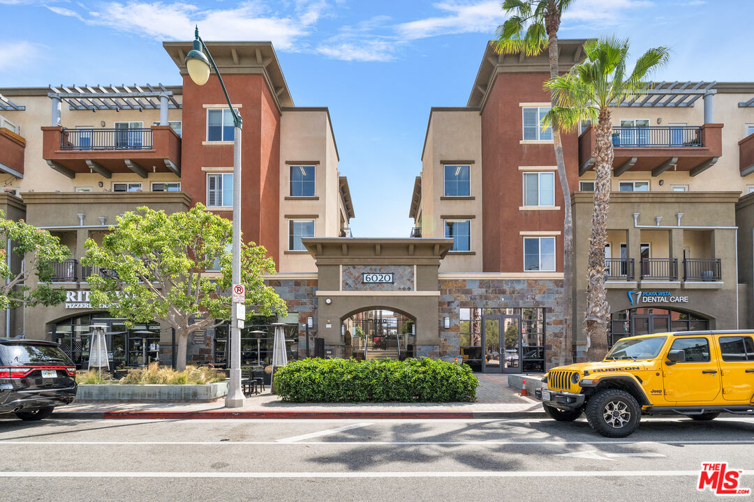 6020 Seabluff Dr Unit: 438