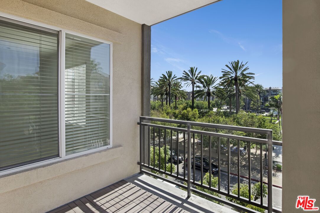 6020 Seabluff Dr Unit: 303