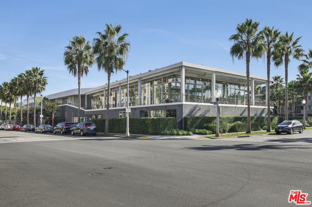 6020 Seabluff Dr Unit: 303