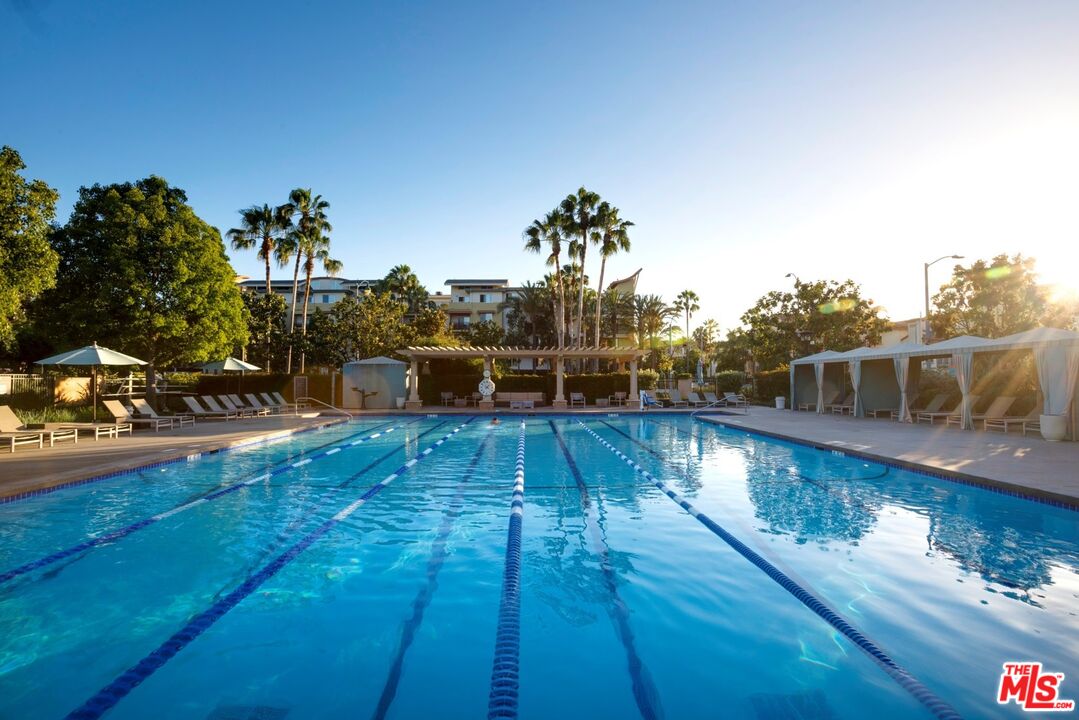 6020 Seabluff Dr Unit: 303