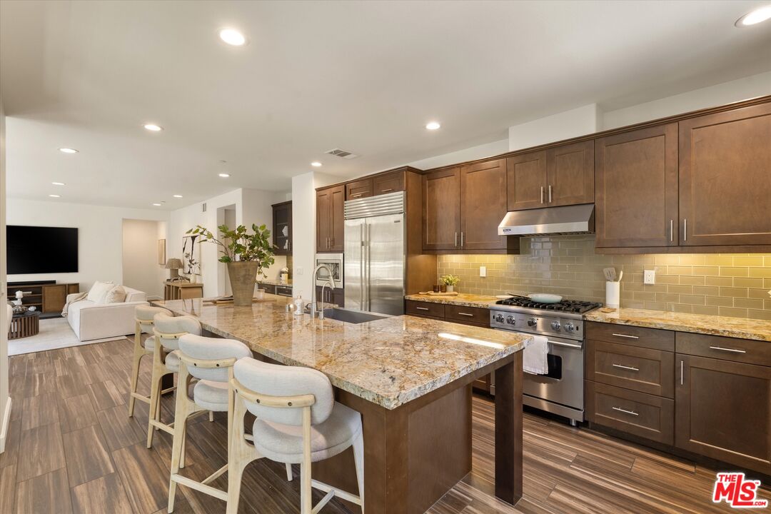 12883 Runway Rd Unit: 1