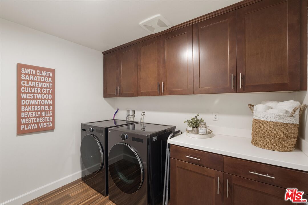 12883 Runway Rd Unit: 1