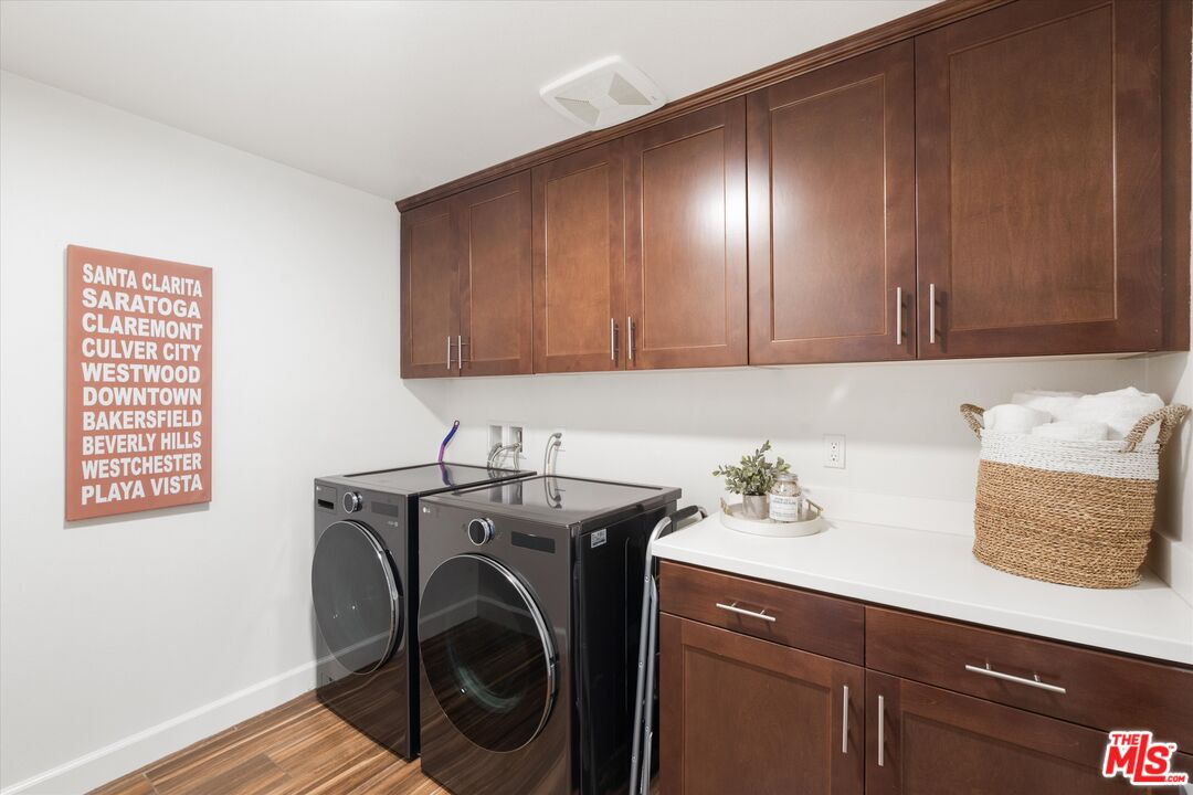 12883 Runway Rd Unit: 1