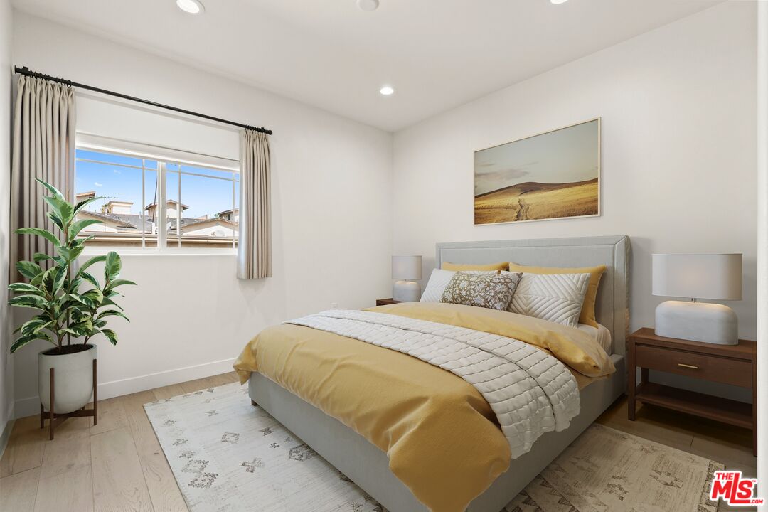 5019 Maplewood Ave Unit: 101