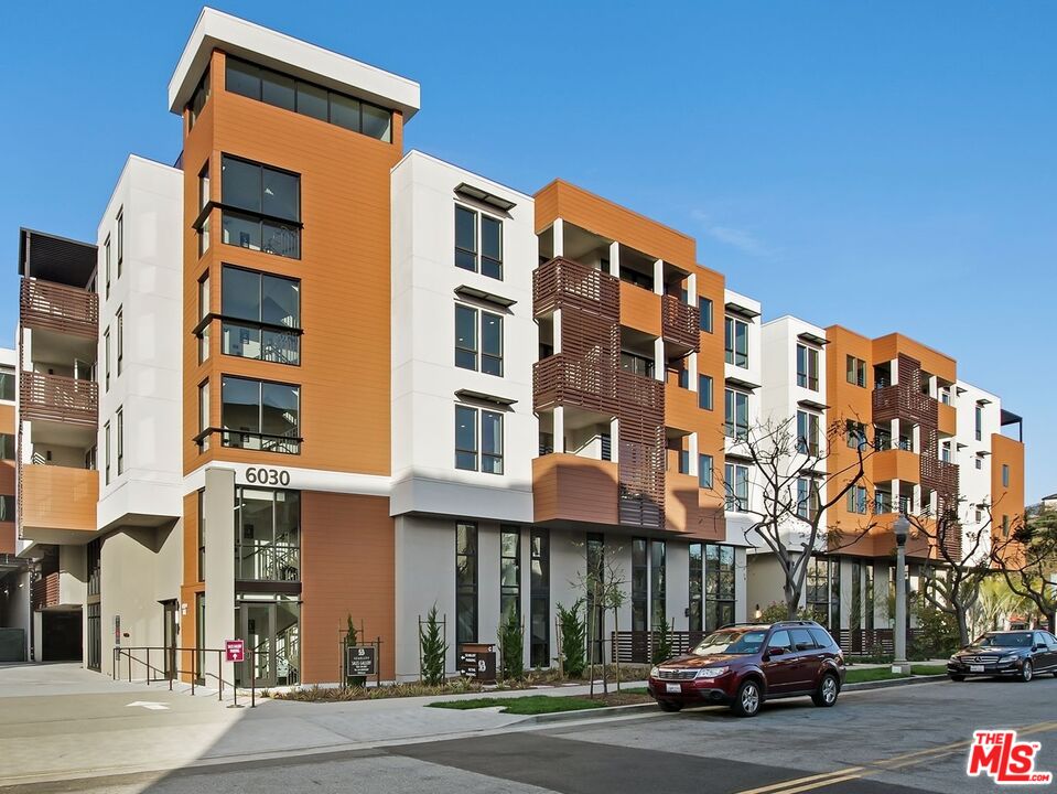 6030 Seabluff Dr Unit: 412