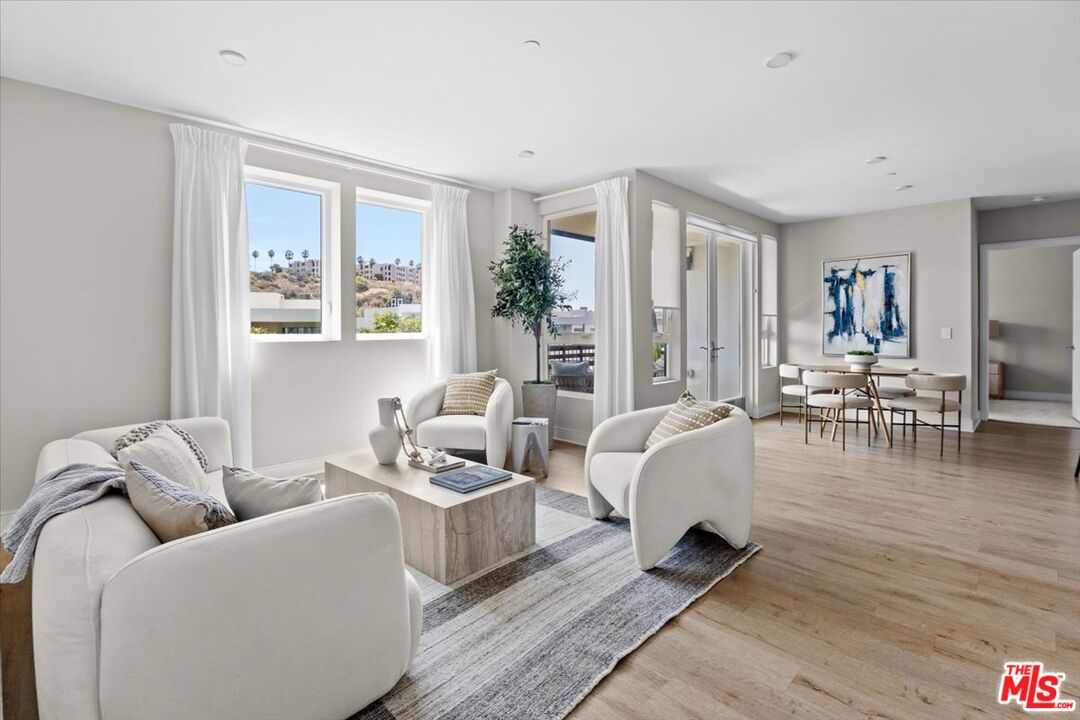6030 Seabluff Dr Unit: 412