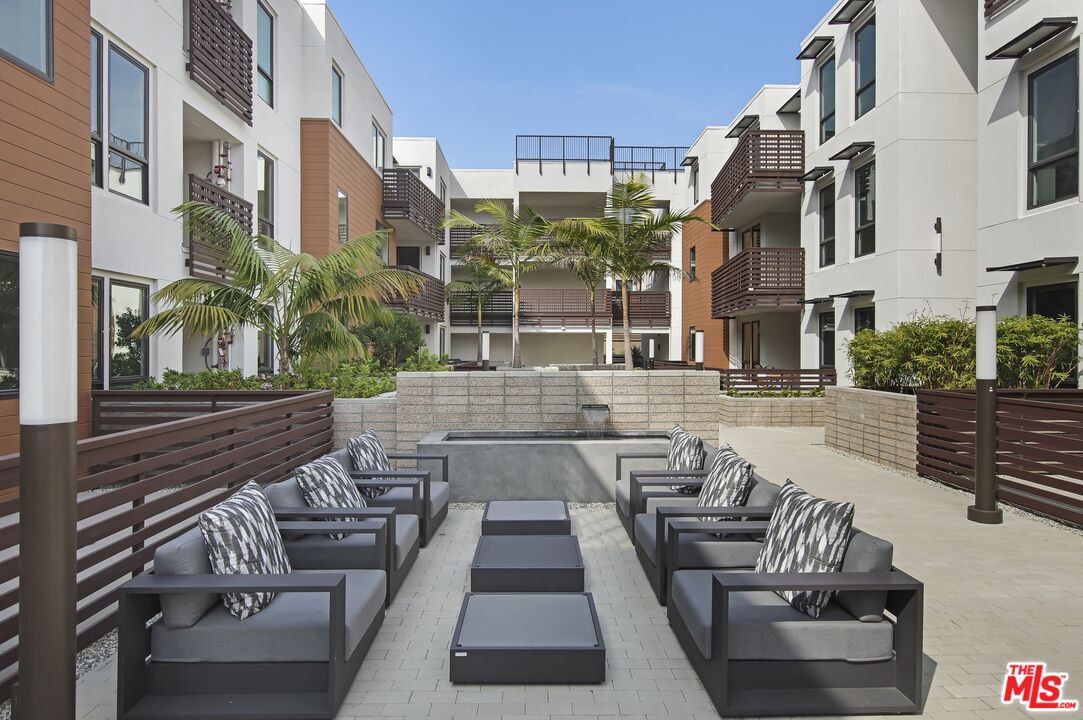 6030 Seabluff Dr Unit: 412