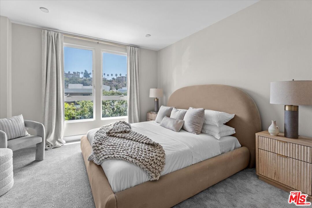 6030 Seabluff Dr Unit: 412