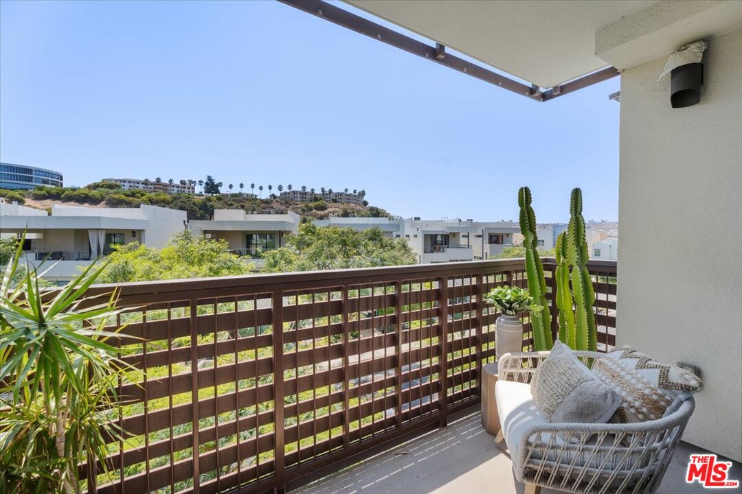 6030 Seabluff Dr Unit: 412