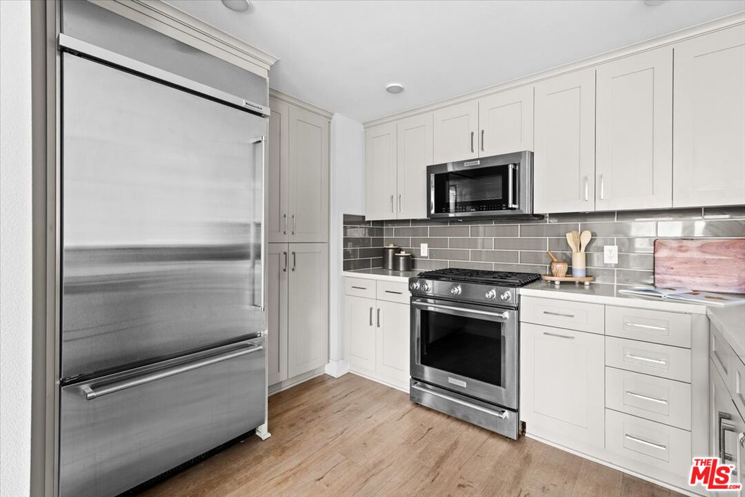 6030 Seabluff Dr Unit: 412