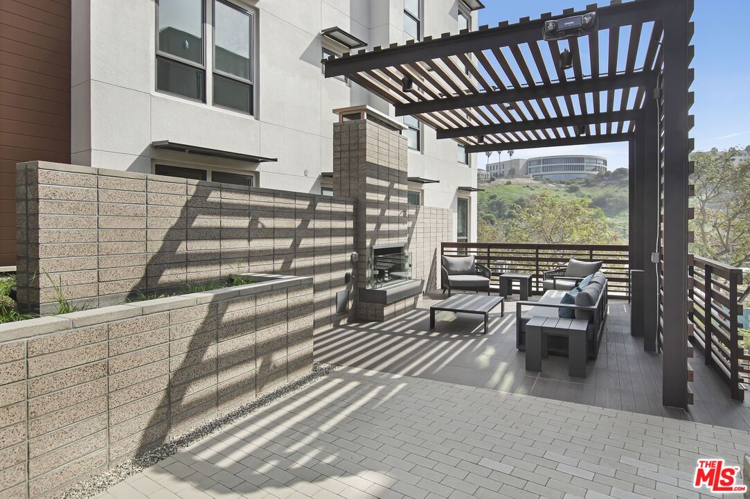 6030 Seabluff Dr Unit: 412