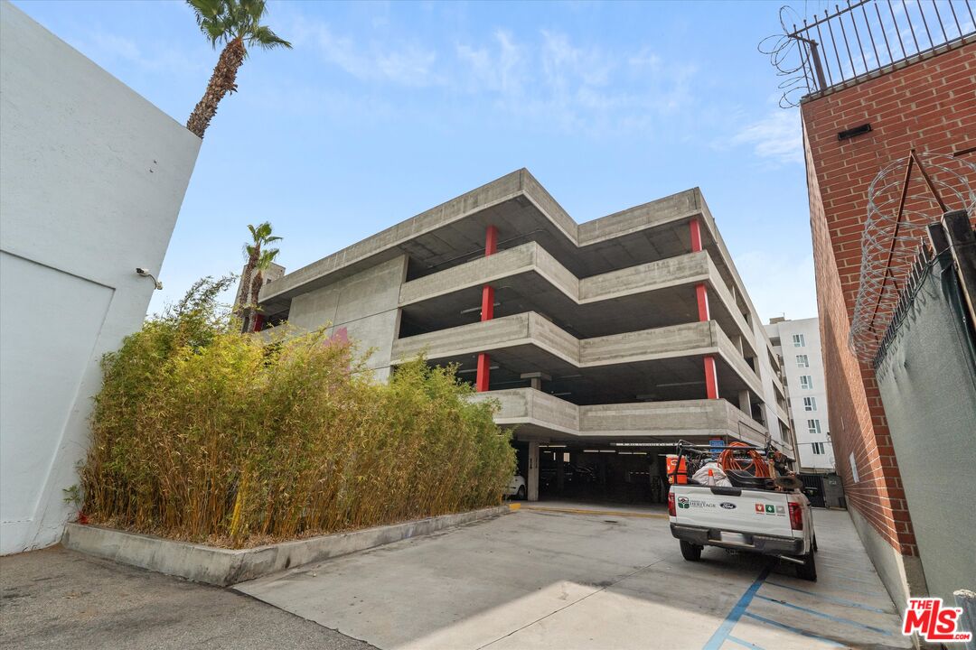 420 S San Pedro St Unit: 519