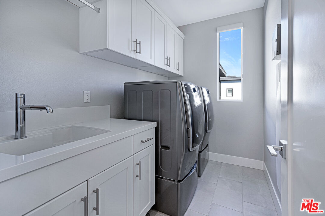 5827 Meadowlark PL Unit: 3