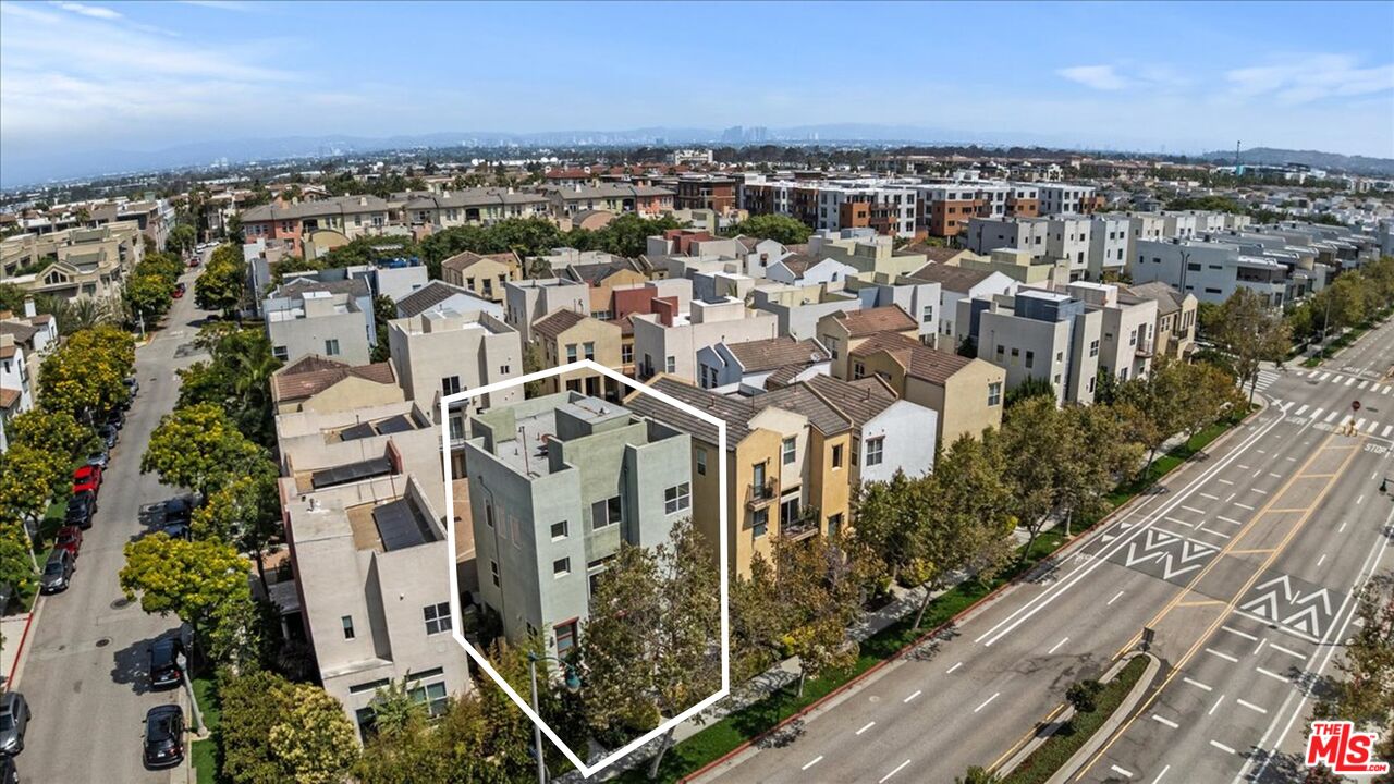 13027 Bluff Creek Dr Unit: 30