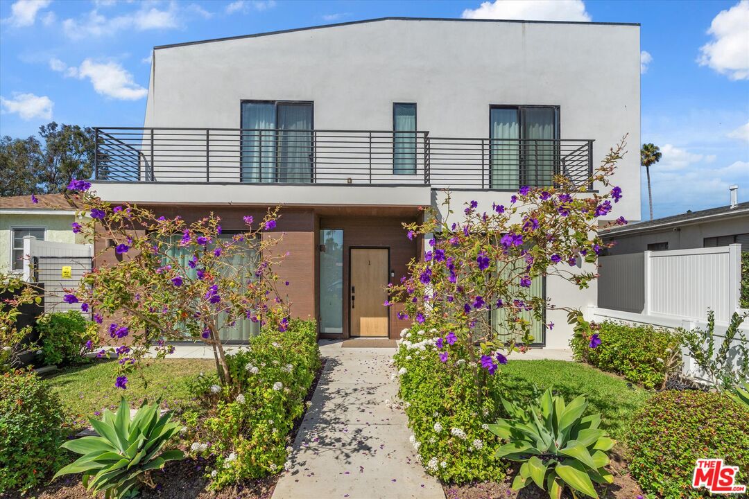 3961 Tilden Ave Unit: 3