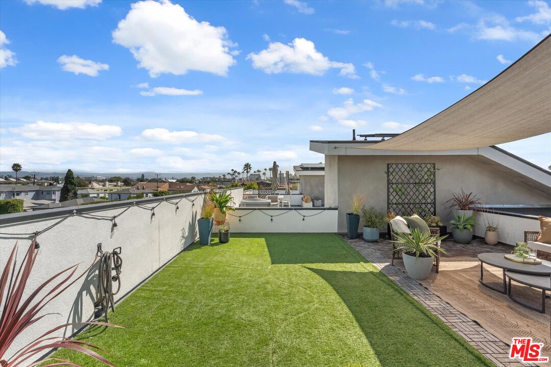 3961 Tilden Ave Unit: 3