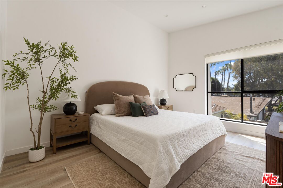 3961 Tilden Ave Unit: 3