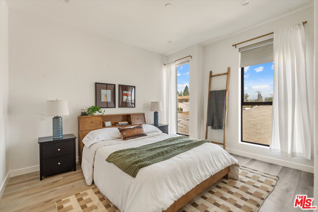 3961 Tilden Ave Unit: 3