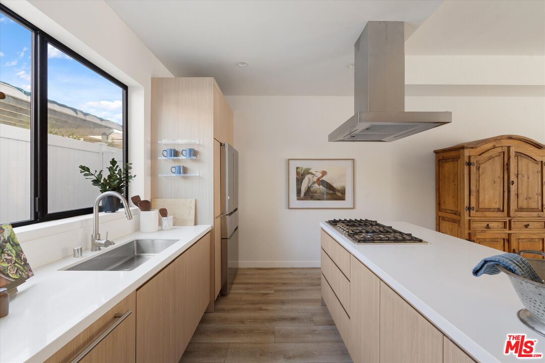 3961 Tilden Ave Unit: 3