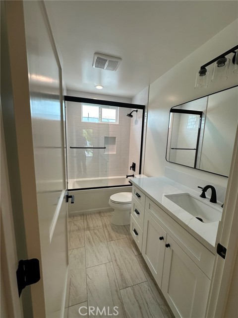 901 N Orchard DR Unit: 201