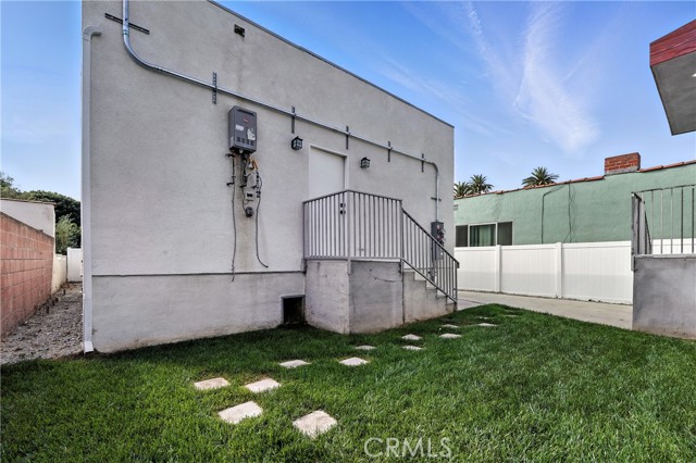 3031 Vineyard AVE Unit: 2