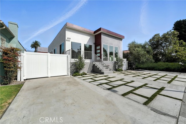 3031 Vineyard AVE Unit: 2