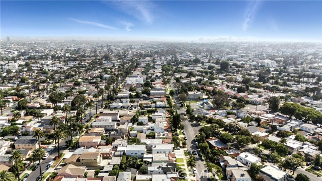 3031 Vineyard AVE Unit: 2