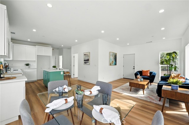 3031 Vineyard AVE Unit: 2