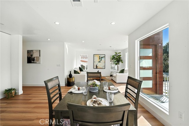 3031 Vineyard AVE Unit: 2