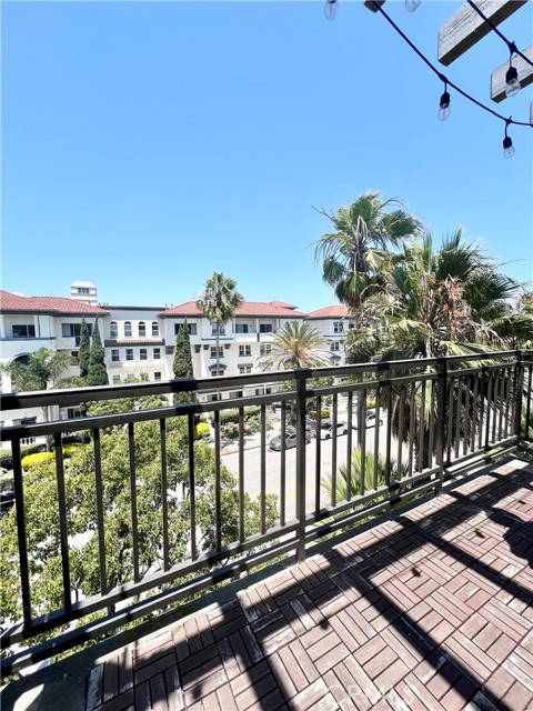 6020 Seabluff DR Unit: 402