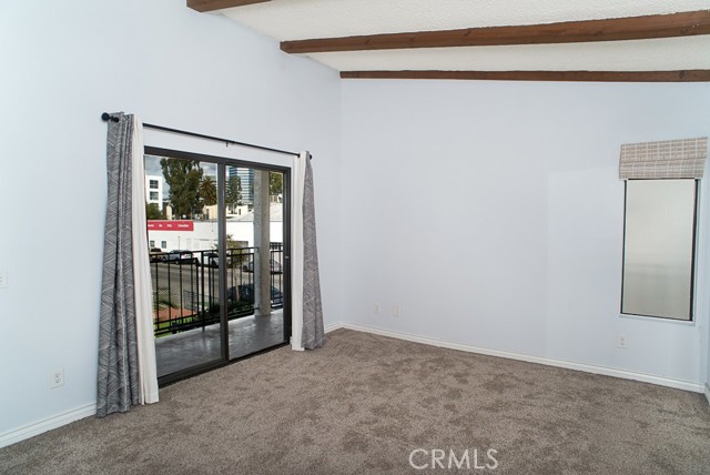 1425 Centinela AVE Unit: 1