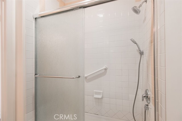 1706 Colby AVE Unit: 301