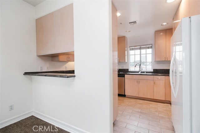 1706 Colby AVE Unit: 301