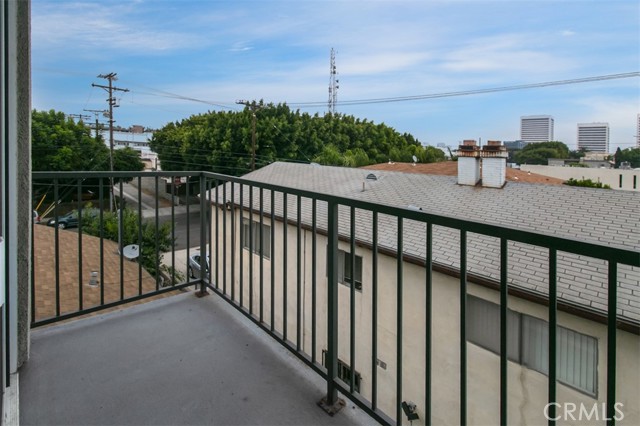 1706 Colby AVE Unit: 301