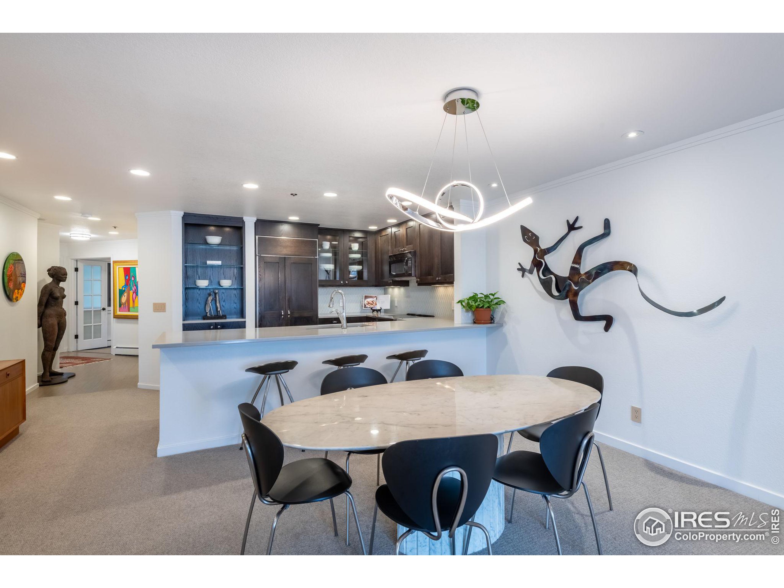 315 Arapahoe Ave 203