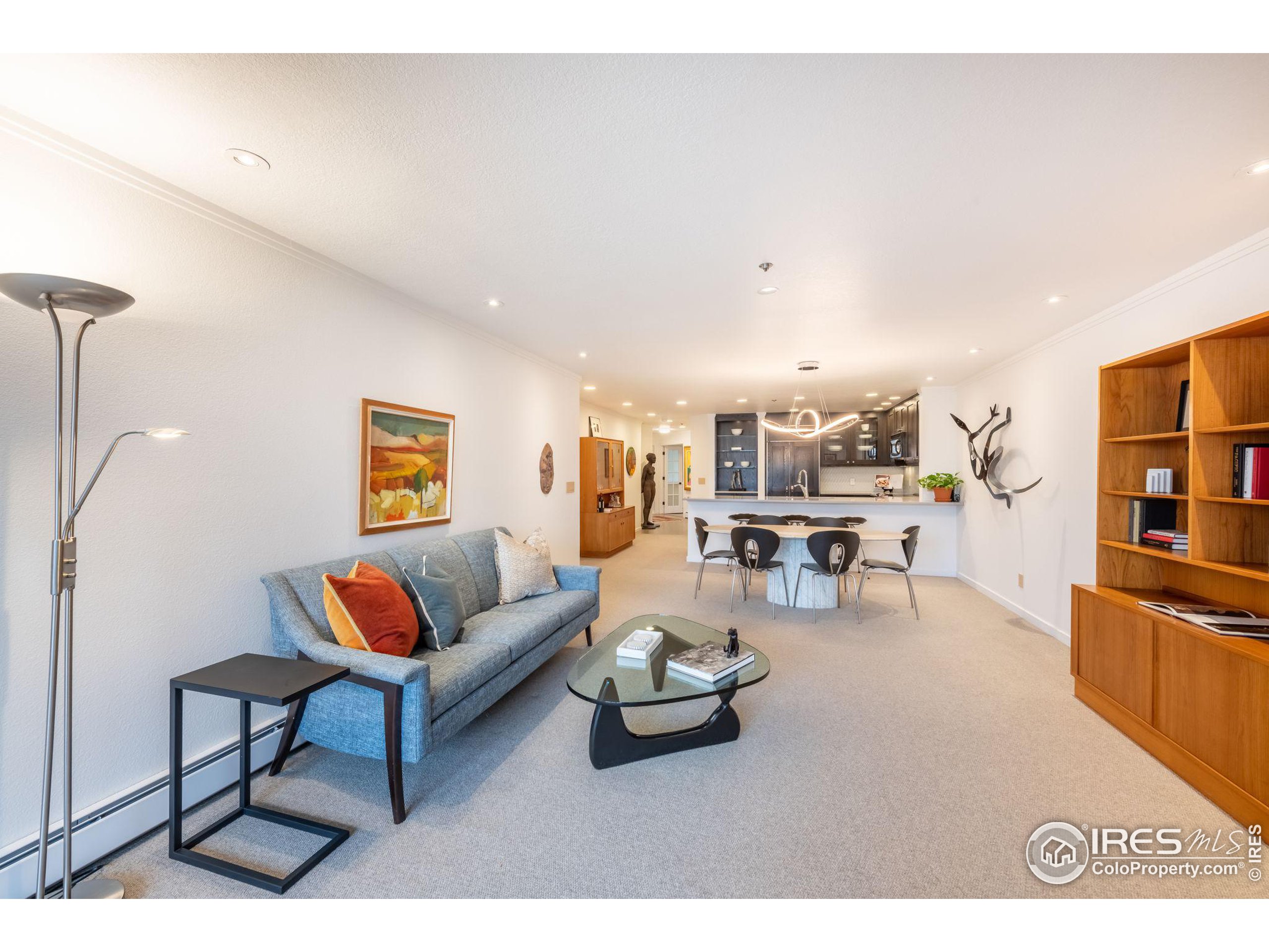 315 Arapahoe Ave 203