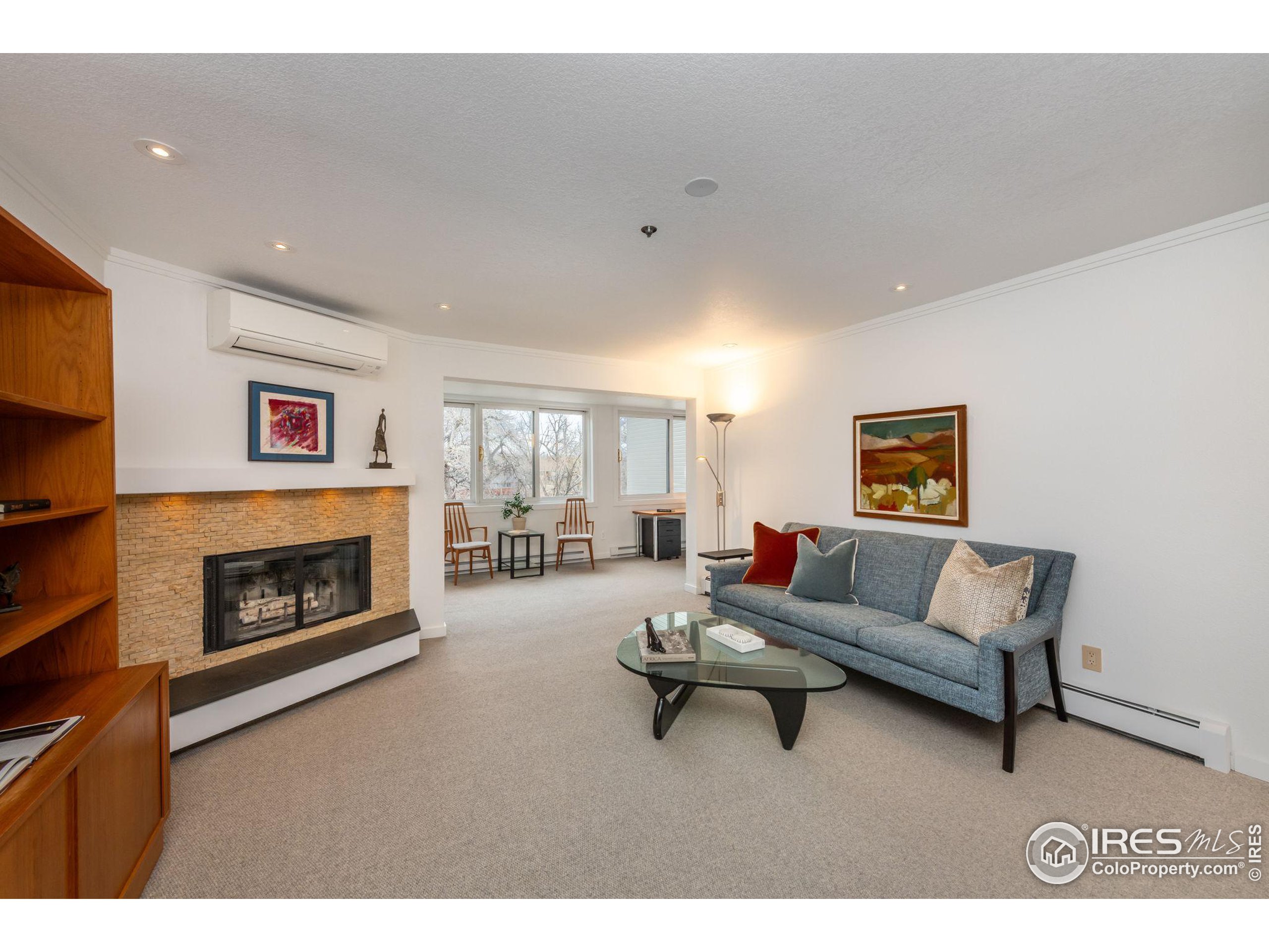 315 Arapahoe Ave 203