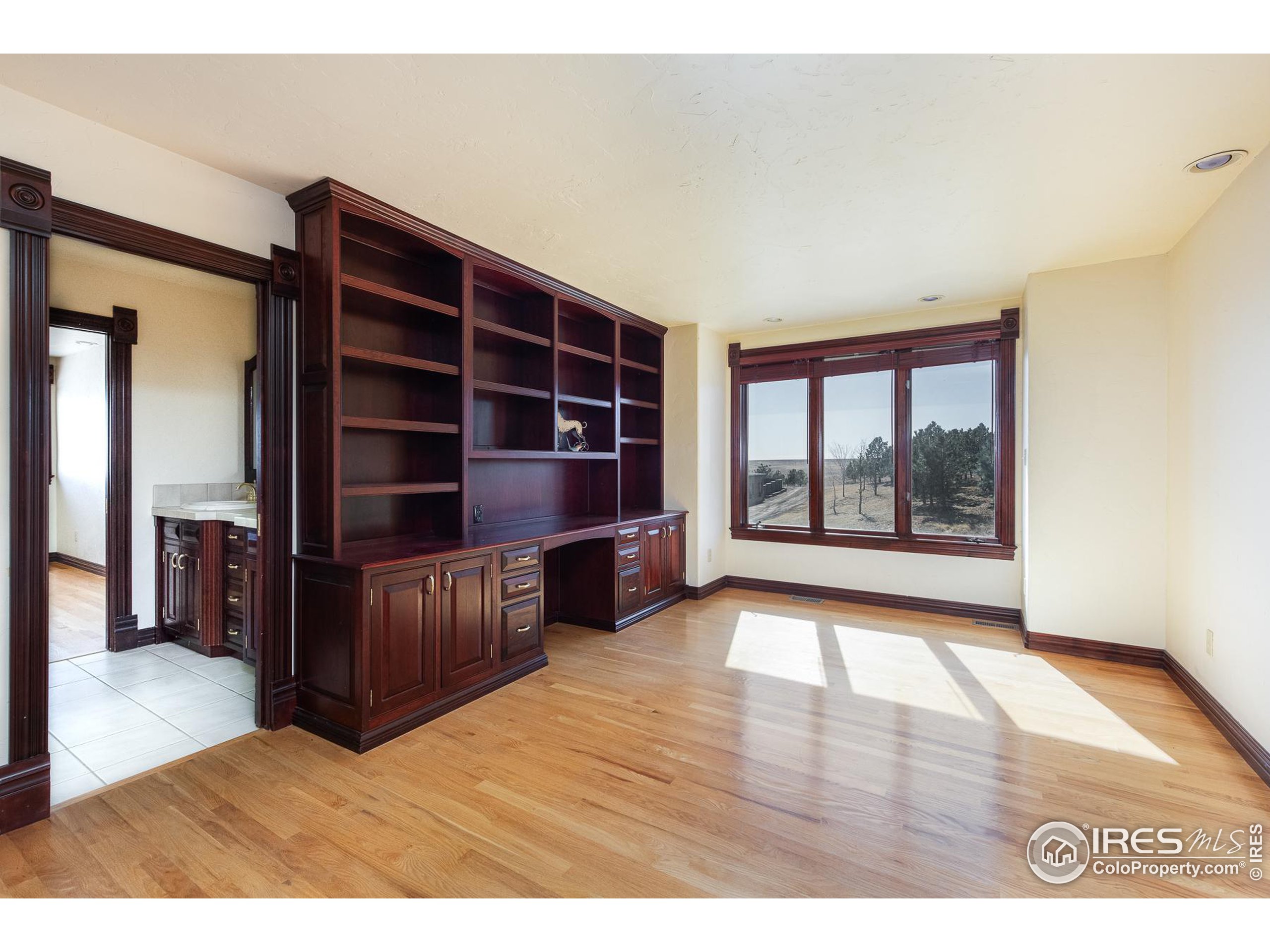 3200 S Foothills Hwy