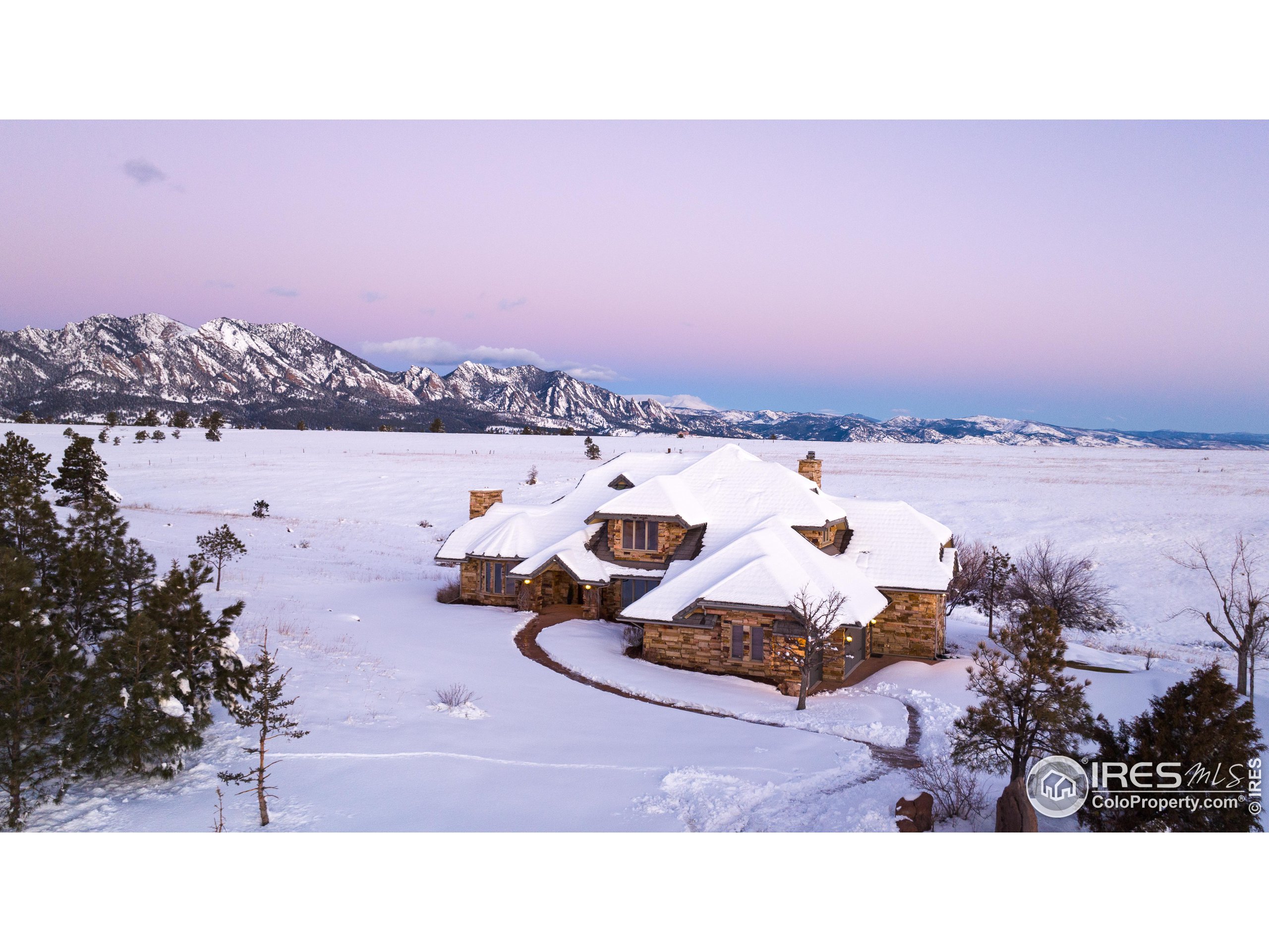 3200 S Foothills Hwy