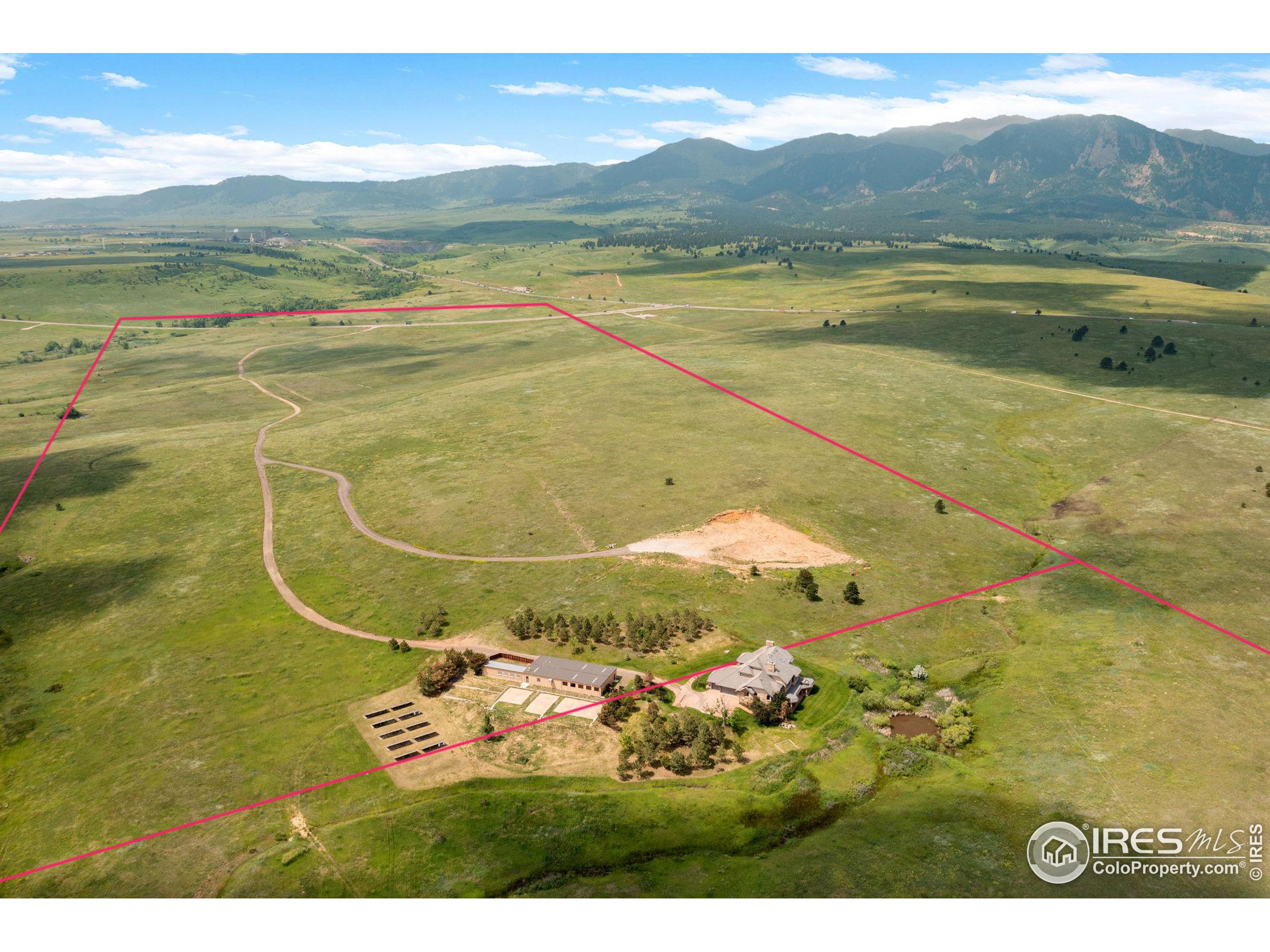 3200 S Foothills Hwy