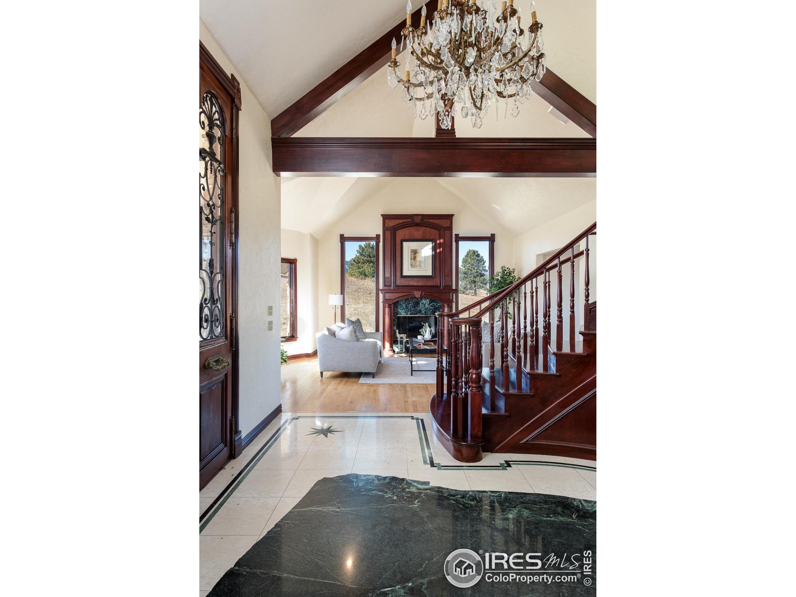 3200 S Foothills Hwy