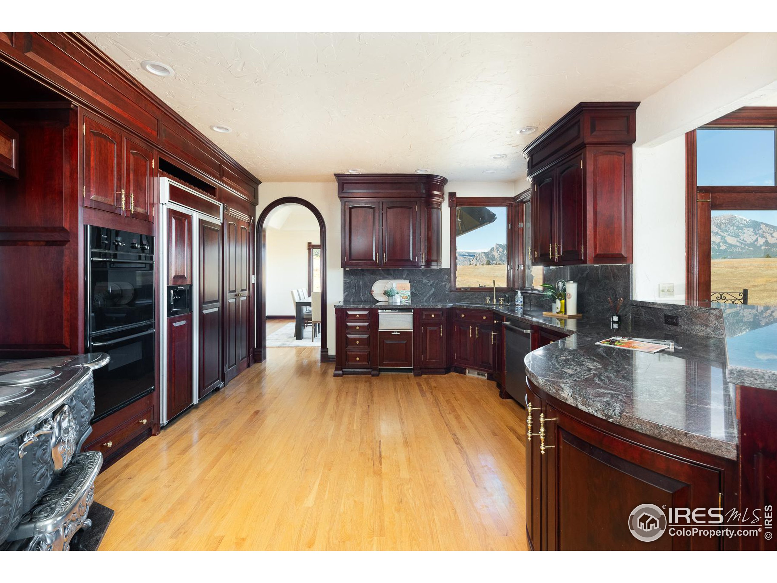 3200 S Foothills Hwy