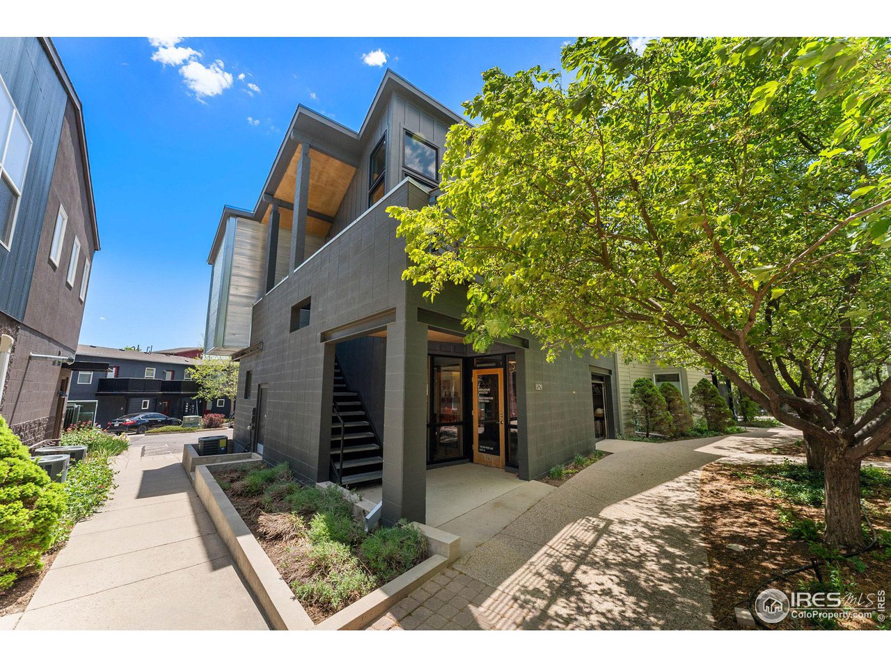 1529 Easy Rider Ln 201