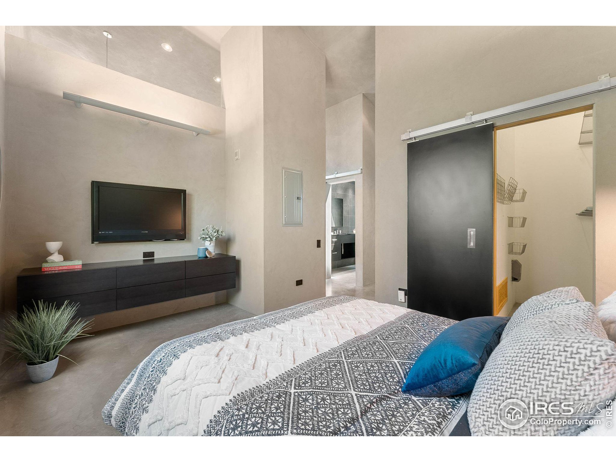 1529 Easy Rider Ln 201