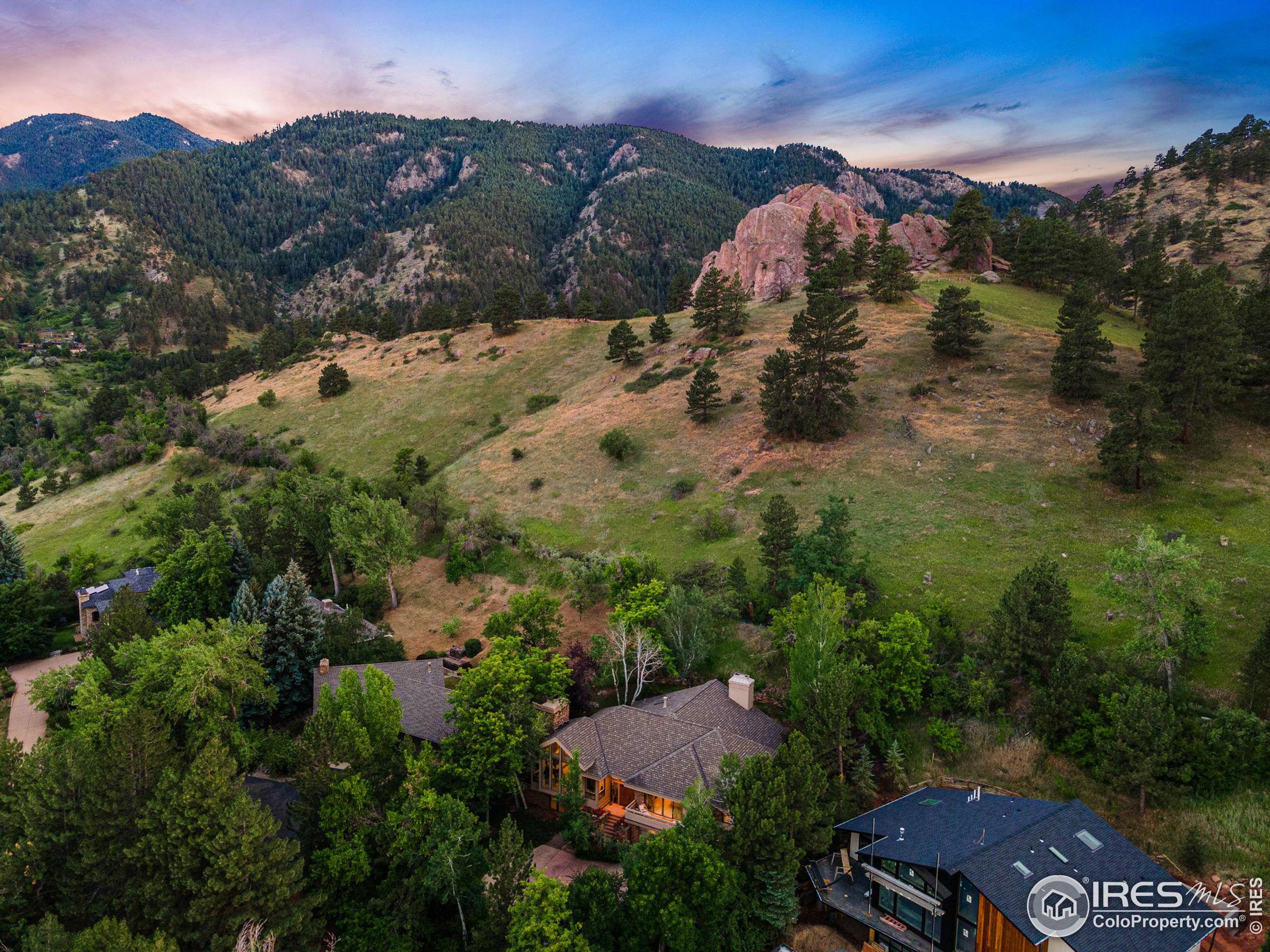2235 Knollwood Dr